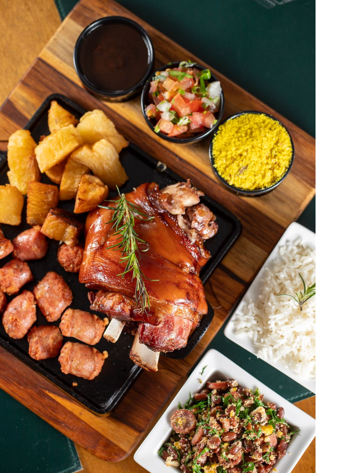 Concurso elege o melhor restaurante a quilo do ES; veja os 15 participantes