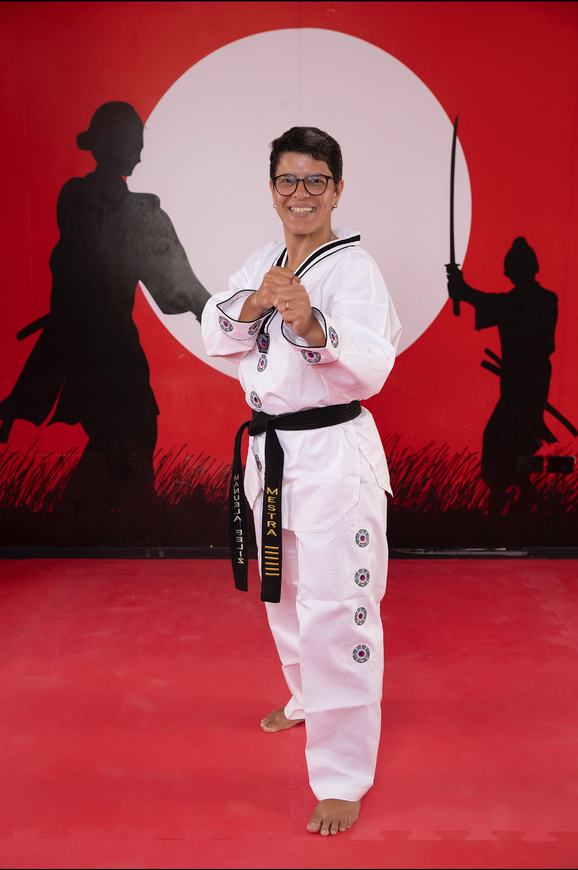 Primeira capixaba treinadora da Seleção Brasileira, Manuela Feliz embarca dia 9 para o Mundial de Taekwondo na Coreia do Sul