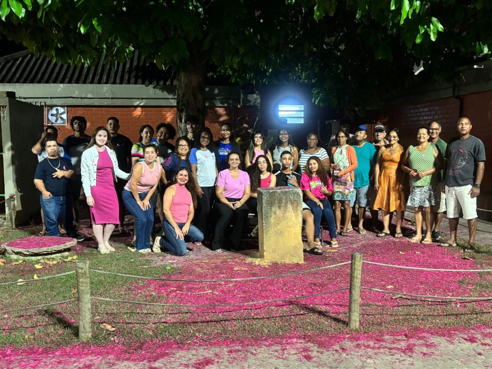 Escola de Barra de São Francisco promove ação de conscientização sobre o câncer de mama 