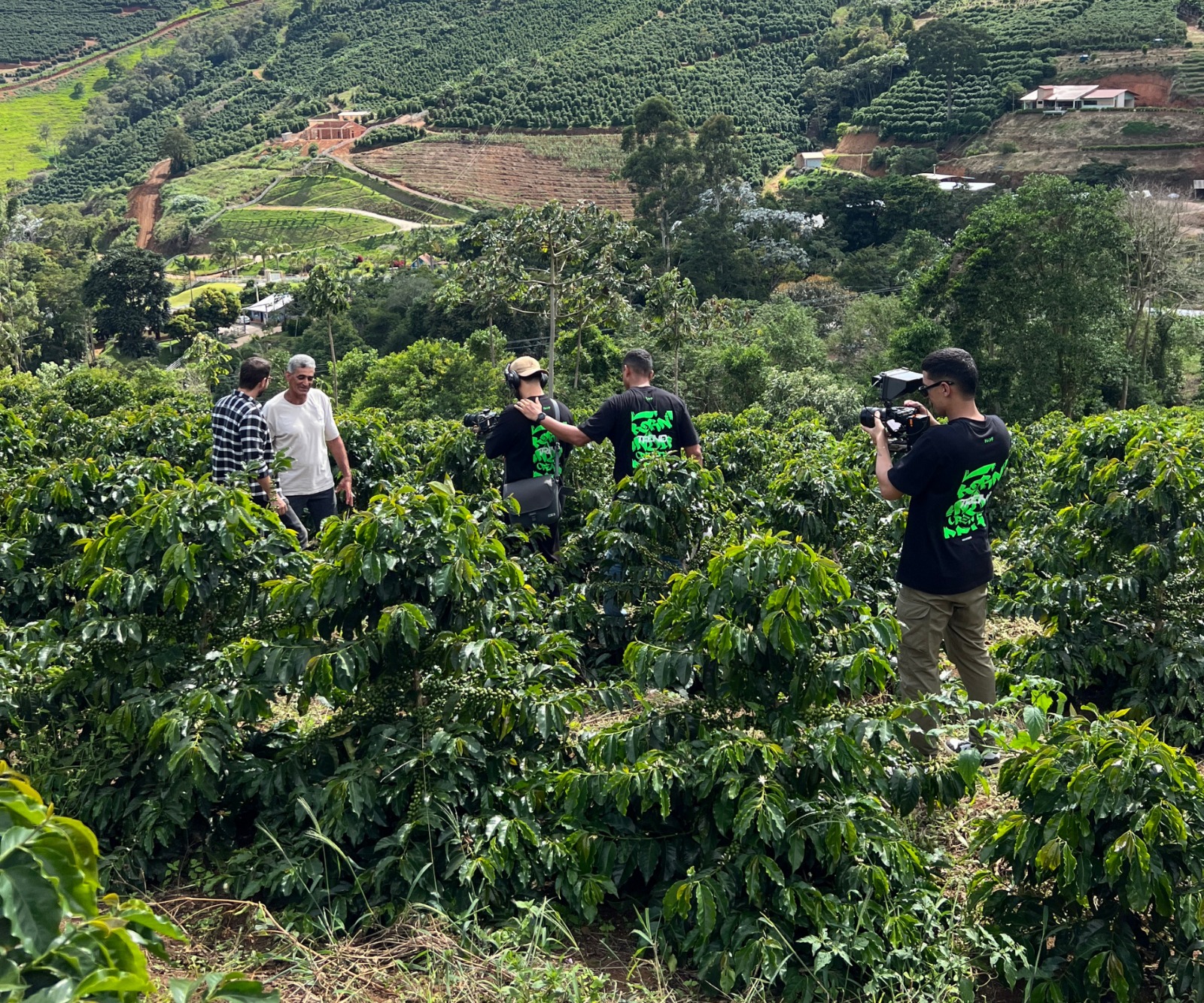 Das montanhas do Caparaó para o cinema: 'Além da Xícara' leva as histórias do café capixaba para a tela do Cine Jardins, em Vitória