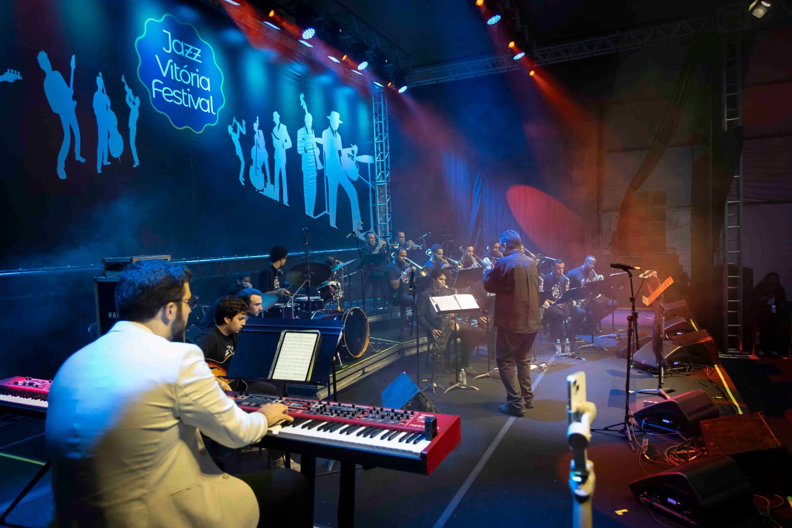 De graça: Jazz Vix Festival começa nesta sexta-feira com atrações nacionais e internacionais no Cais das Artes; últimos ingressos podem ser retirados no local