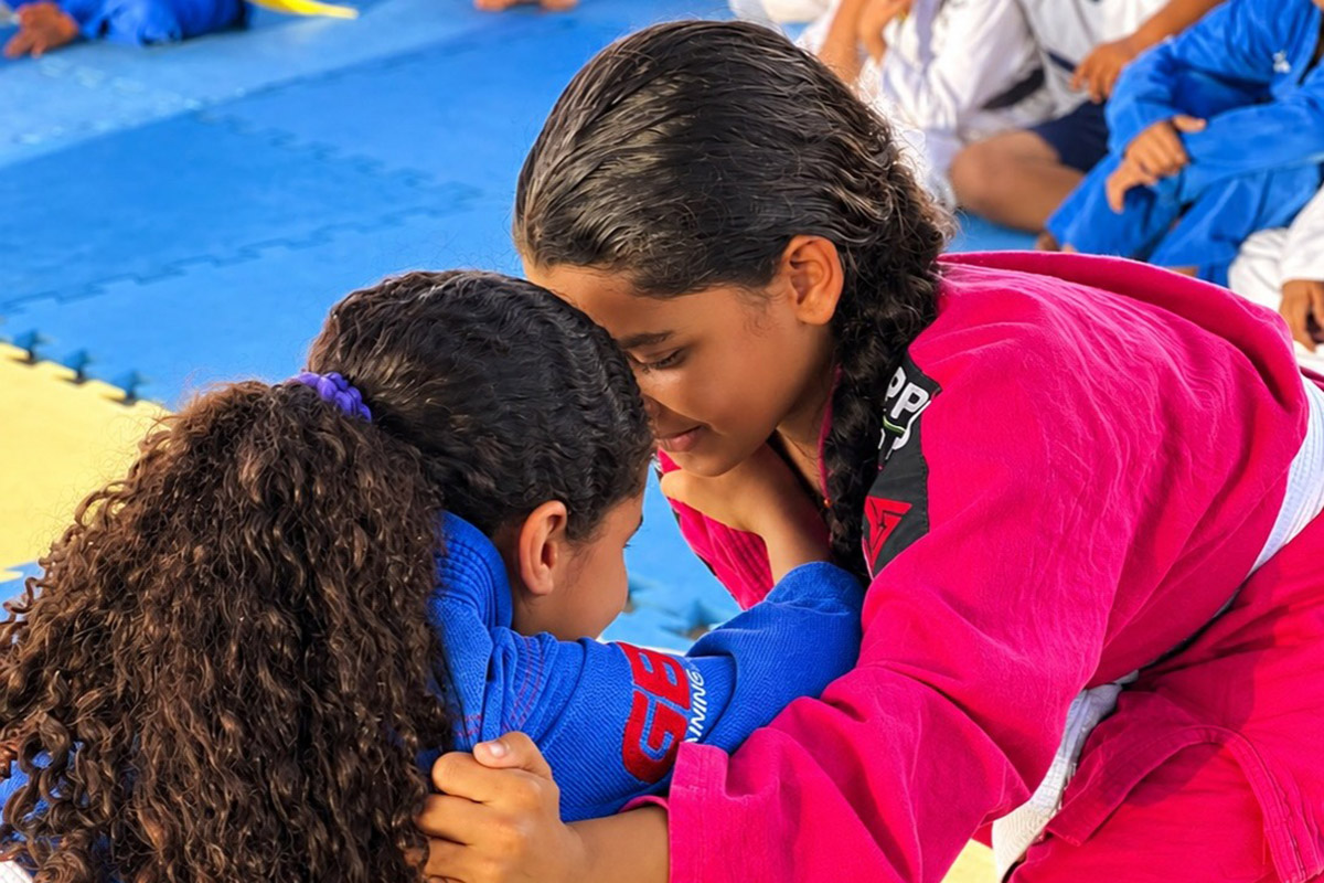 Deputado propõe ensino de artes marciais para alunas da rede pública