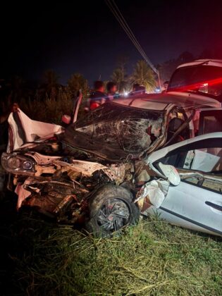 Mulher morre e quatro pessoas ficam feridas em acidente na ES 080 em São Domingos do Norte