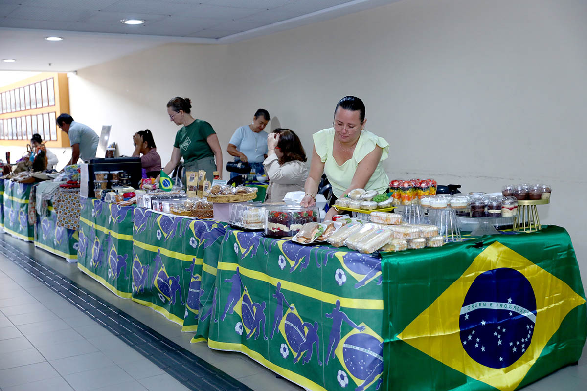 Feira de artesanato da Ales entra no clima da Copa do Mundo