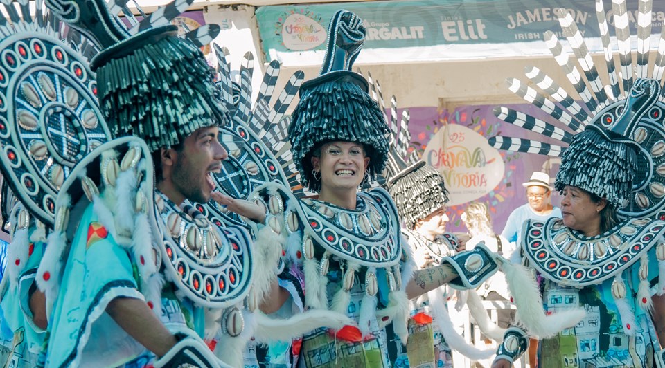 Sustentabilidade e criatividade unidas em Fantasia de Carnaval