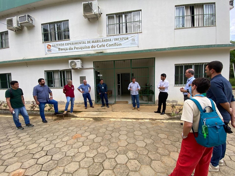 Missão internacional visita unidades do Incaper e conhece pesquisas com café conilon no Espírito Santo