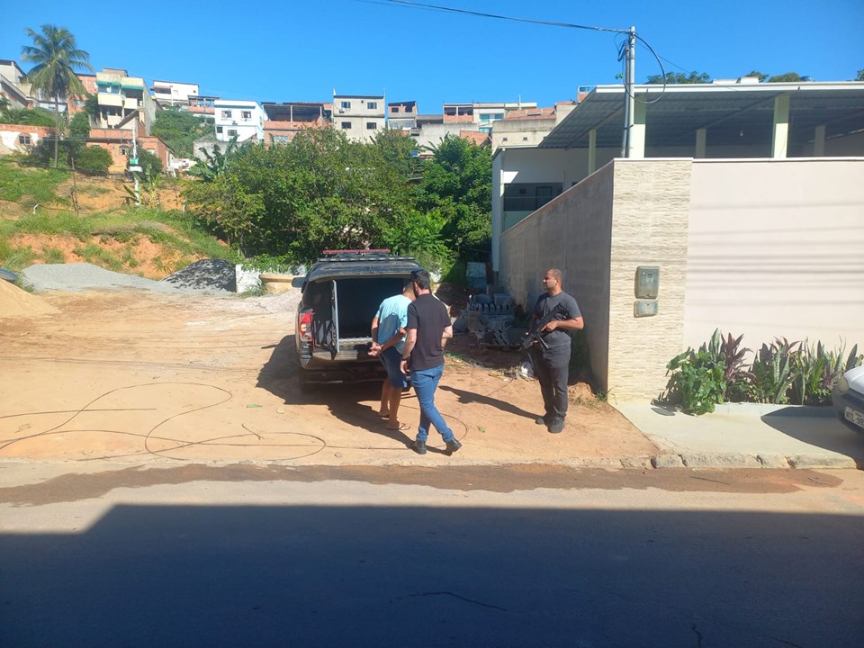 Polícia Civil cumpre mandado de prisão contra suspeito de roubo de carga de café em Colatina