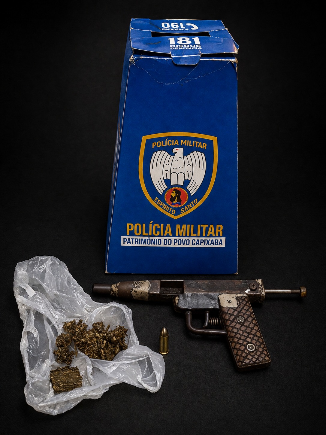 Polícia Militar apreende arma de fogo e entorpecente em Barra de São Francisco