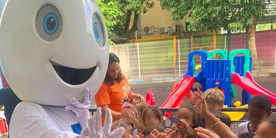 Intensificação de estratégia de vacinação nas escolas segue até final de maio em todo Estado
