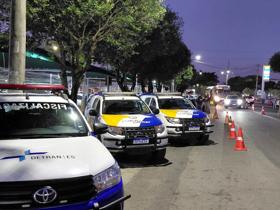 Blitz flagra 58 condutores dirigindo sob efeito de álcool em Aracruz