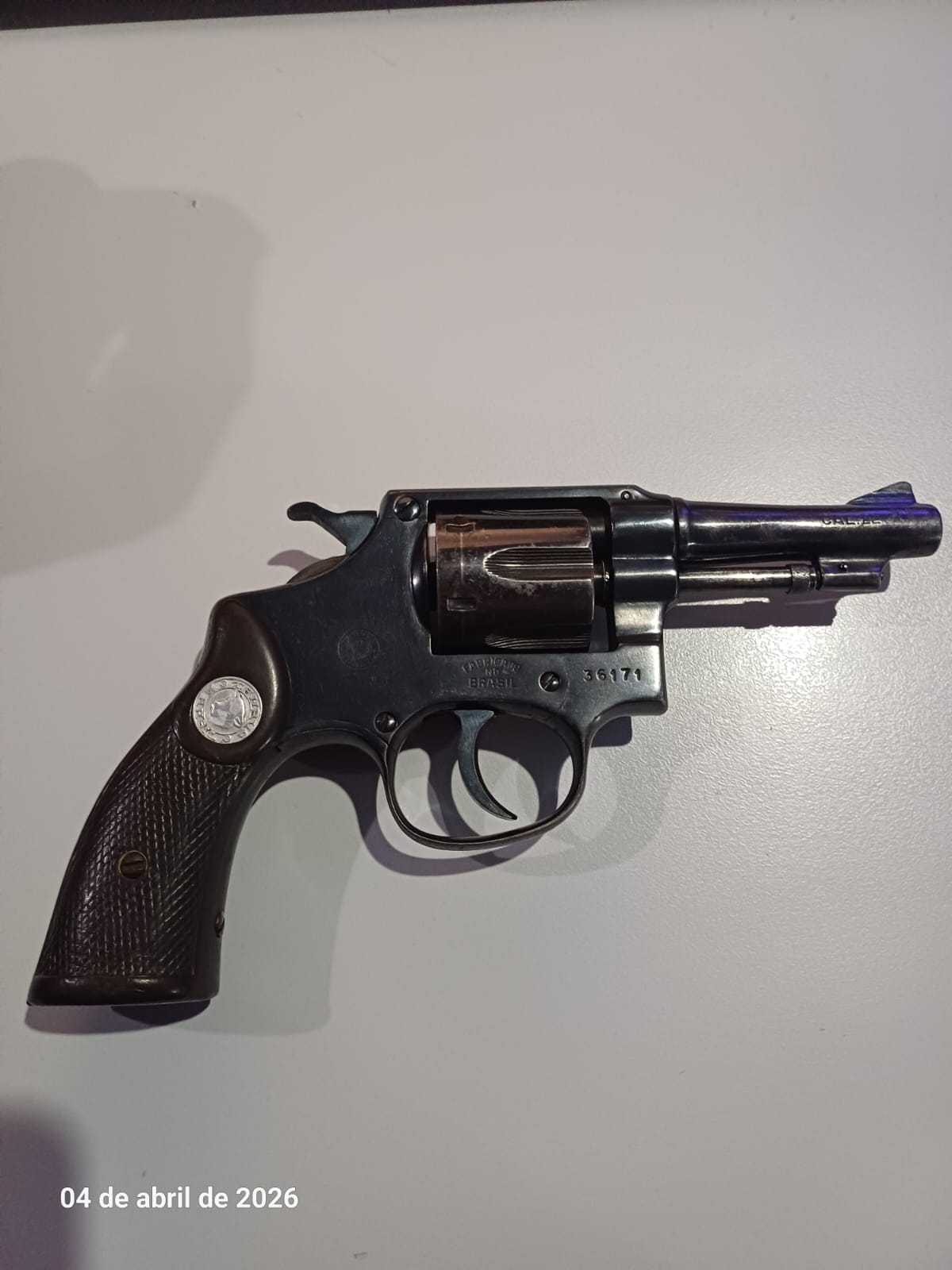 Polícia Militar apreende arma de fogo em atendimento de ocorrência de violência doméstica em Águia Branca