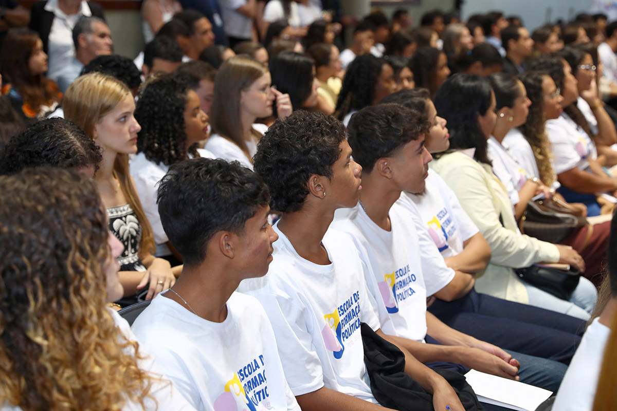 Formatura de jovens da Escola de Formação Política será nesta quinta