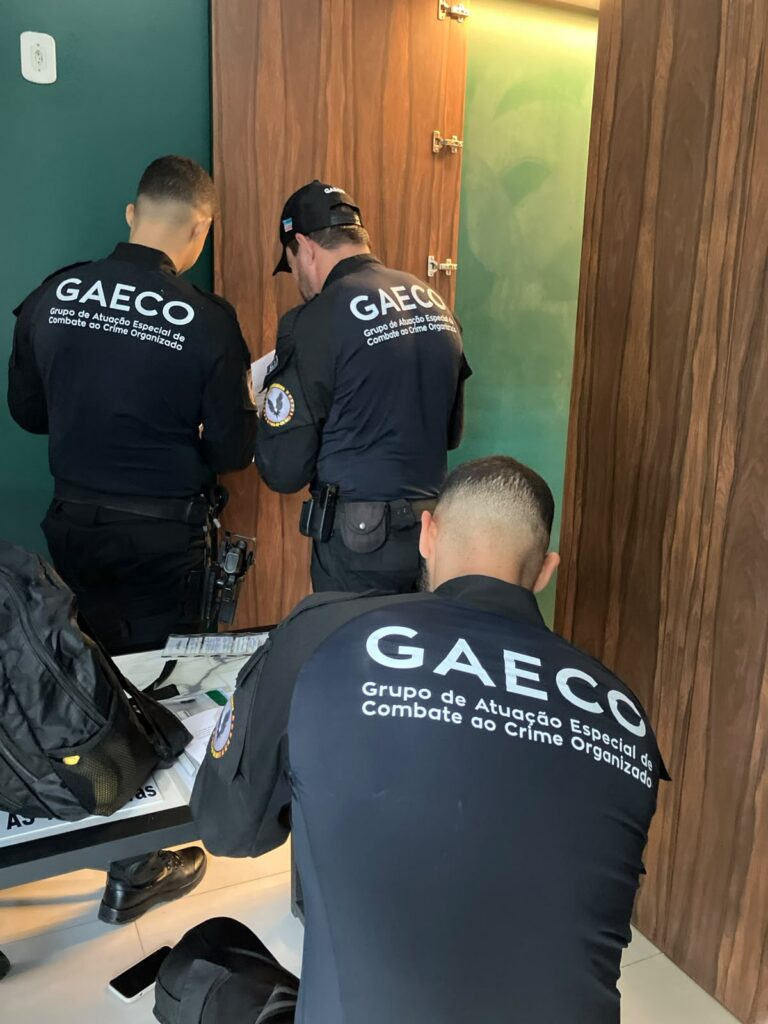 MPES faz buscas em Baixo Guandu em operação que mira fraudes em indenizações do caso da lama no Rio Doce