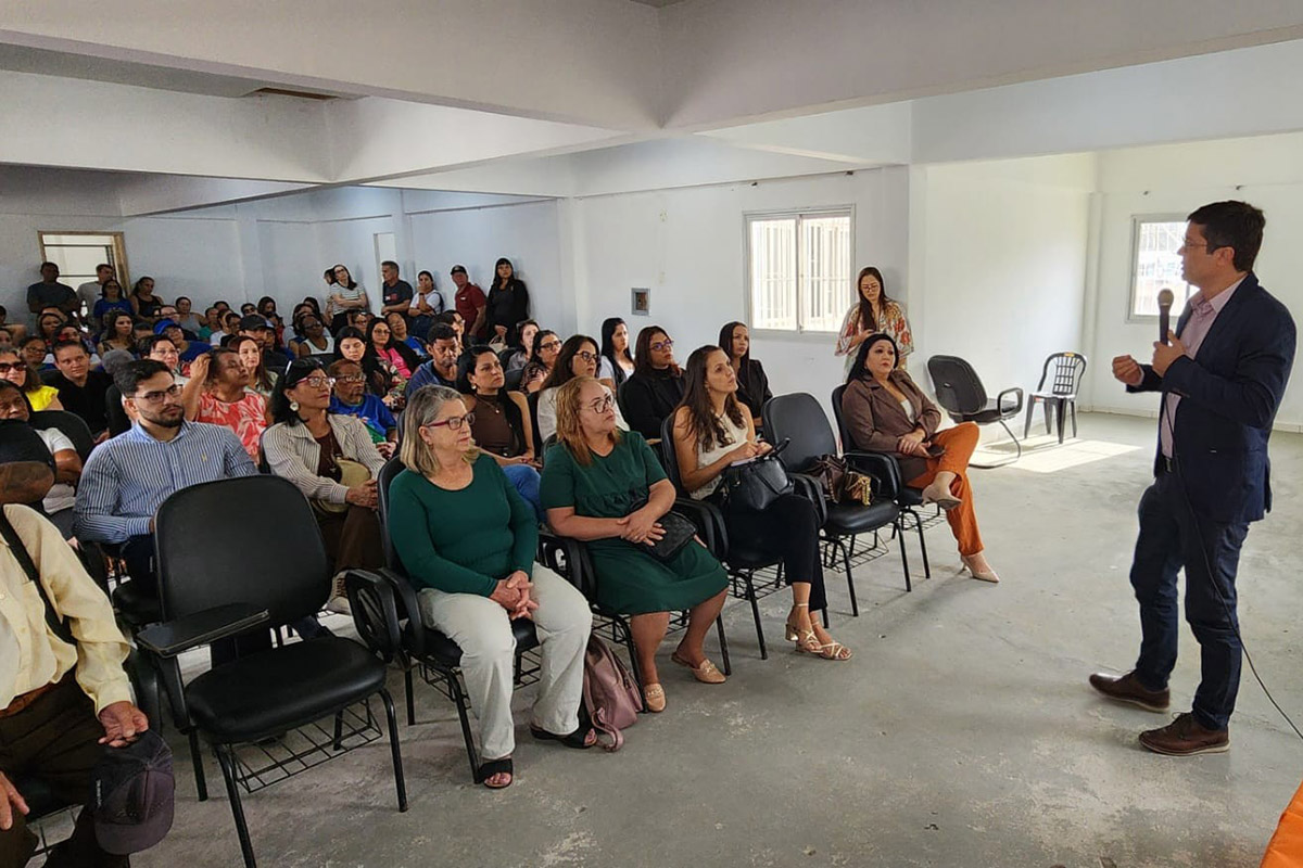 Guardiões da Infância leva informação e formação para 800 adultos