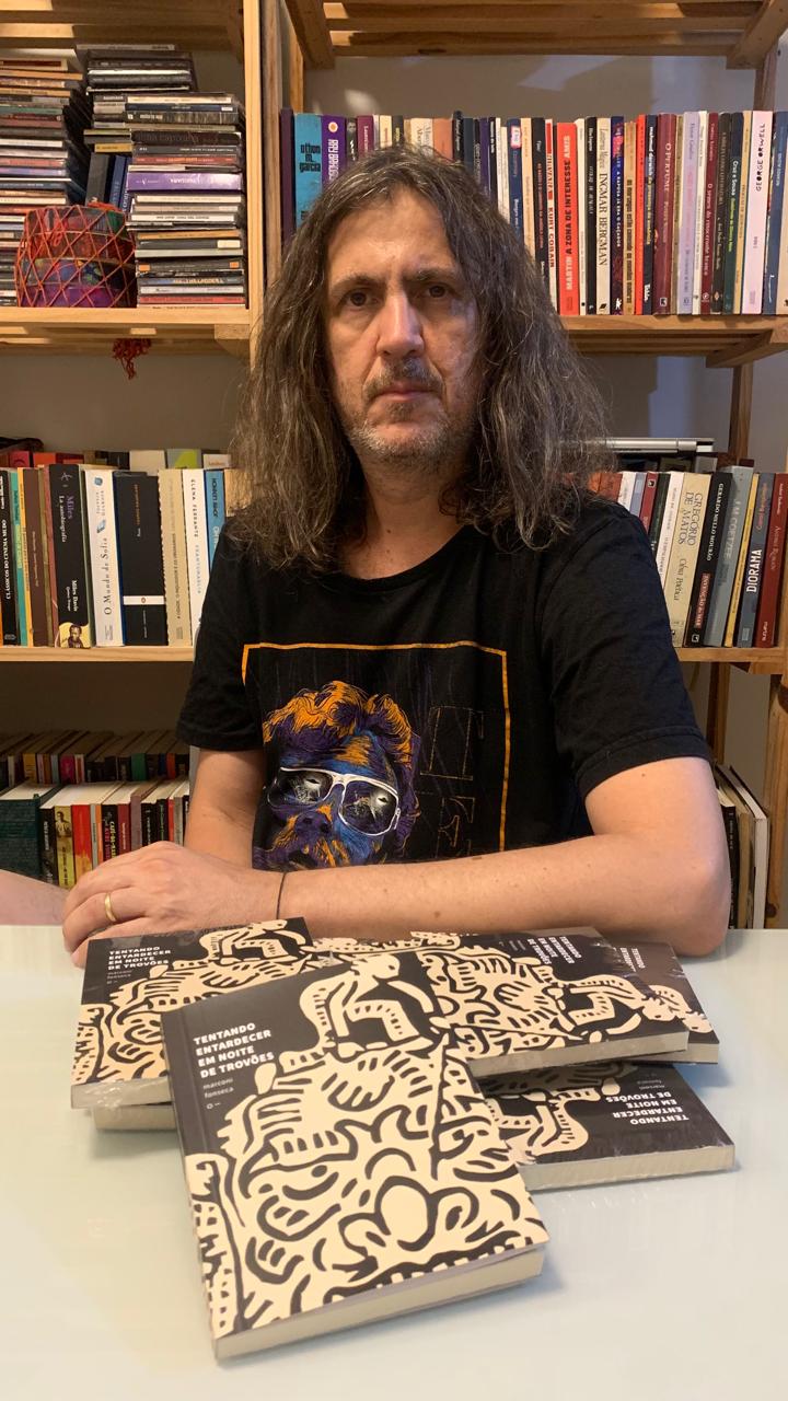 Marconi Fonseca lança livro no Theatro Carlos Gomes na sexta-feira (9)
