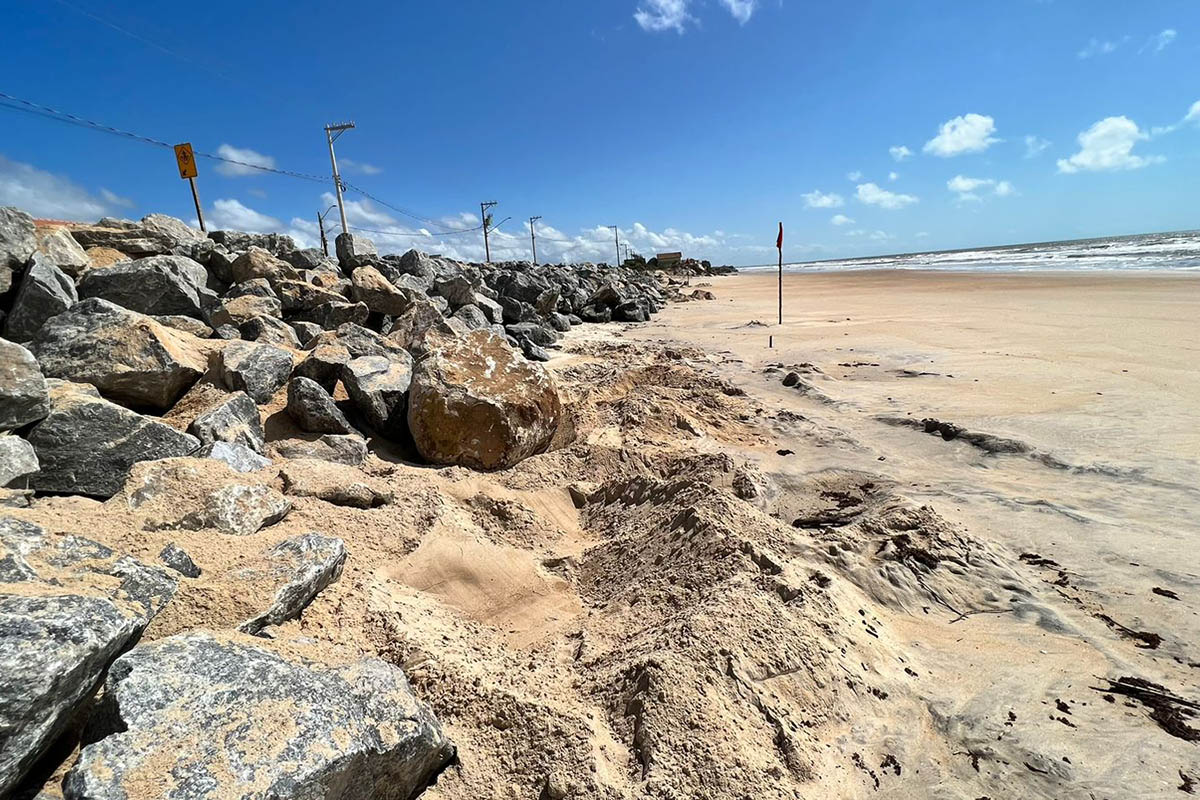 Estado quer empréstimo para impedir desastres no litoral capixaba