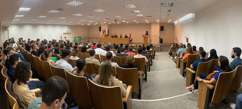 Conferência da Pessoa Idosa reúne representantes de 75 municípios capixabas