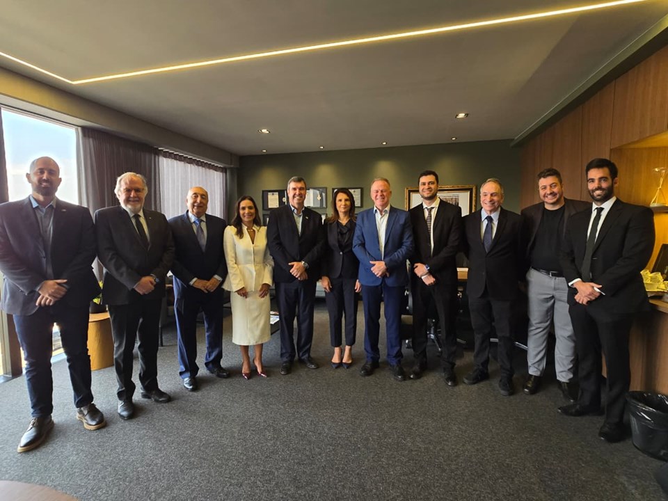 Governador Casagrande participa de encontro pré-COP30 em Mato Grosso do Sul