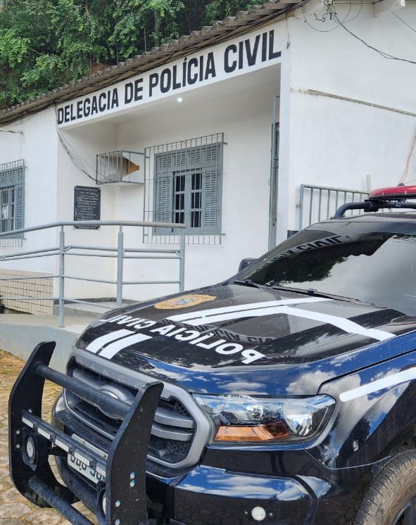 PCES cumpre mandado de prisão contra suspeito de liderar tráfico em João Neiva