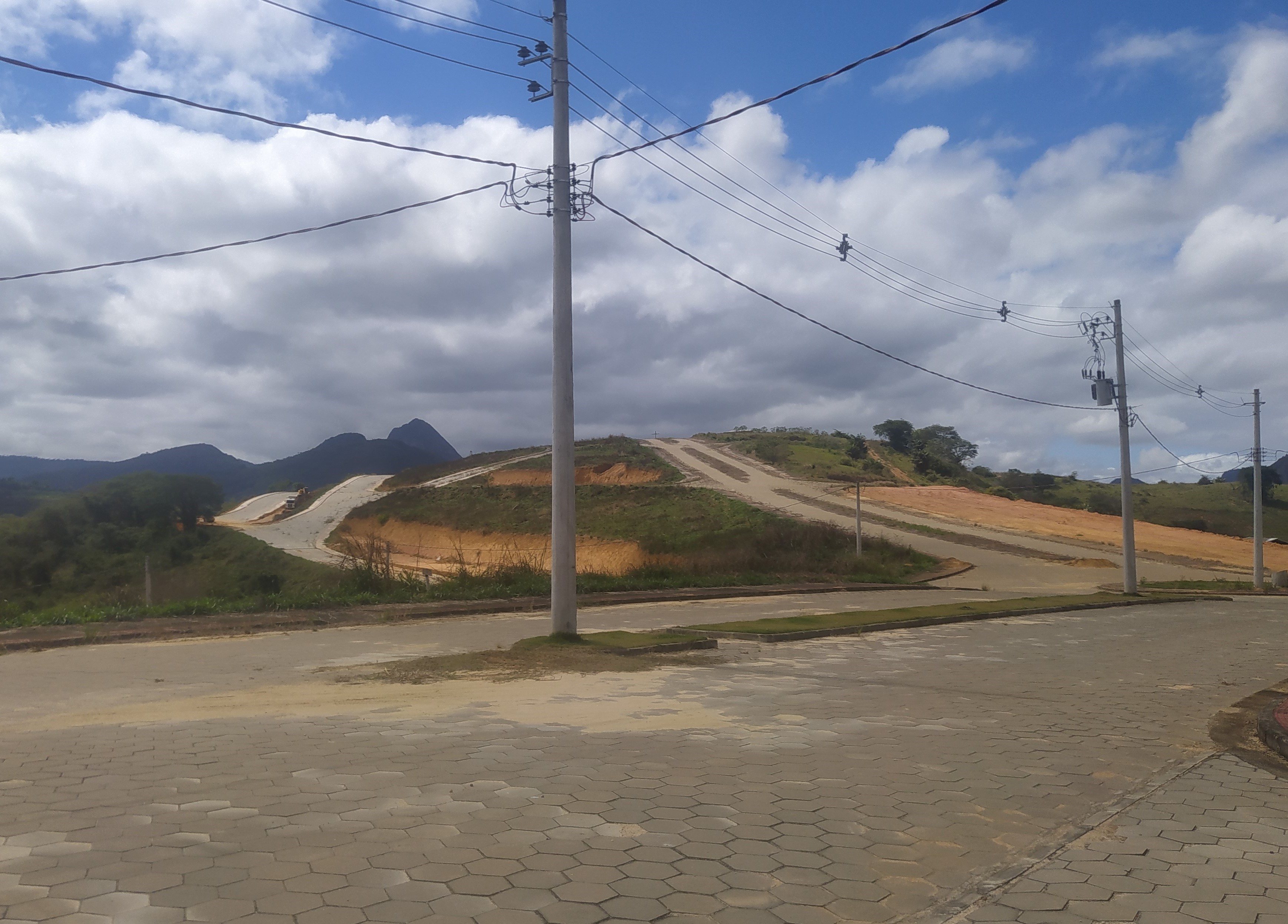 Dois lotes residenciais, agrupados em 1, ser&atilde;o leiloados na &aacute;rea superior do &ldquo;Mirante dos Pont&otilde;es&rdquo;  