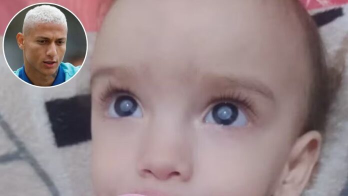 Richarlison doa R$ 60 mil e paga cirurgia de bebê alagoana que corria risco de perder a visão