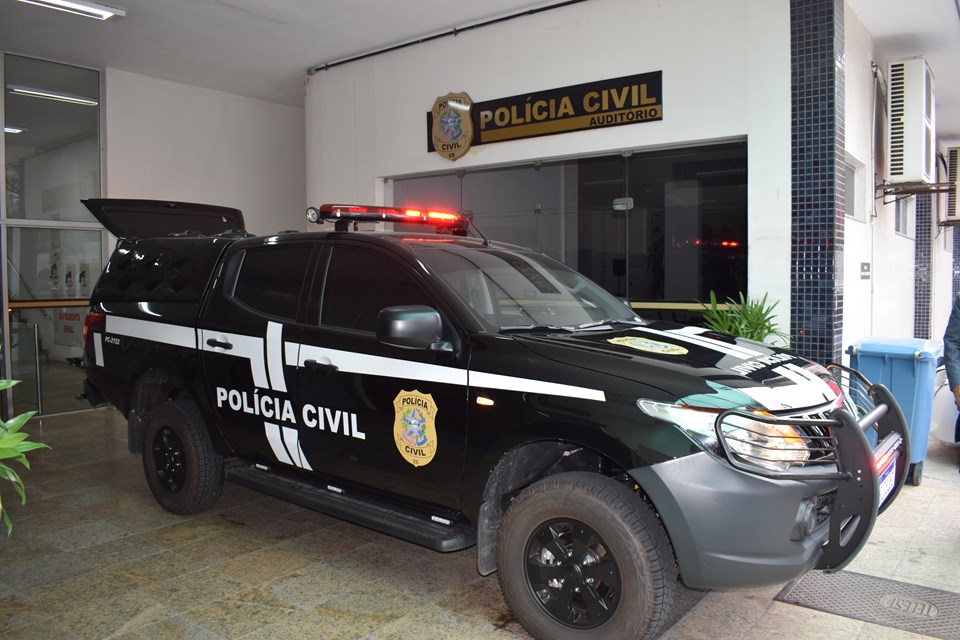 Ação integrada das polícias Civil e Militar resulta na prisão de investigado por crimes de pornografia infantil em Ecoporanga