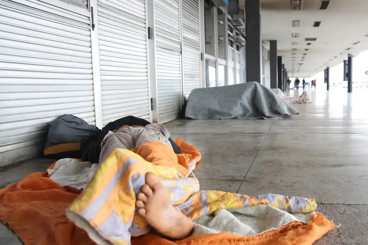 Aprovado PL que permite ajuda à população em situação de rua