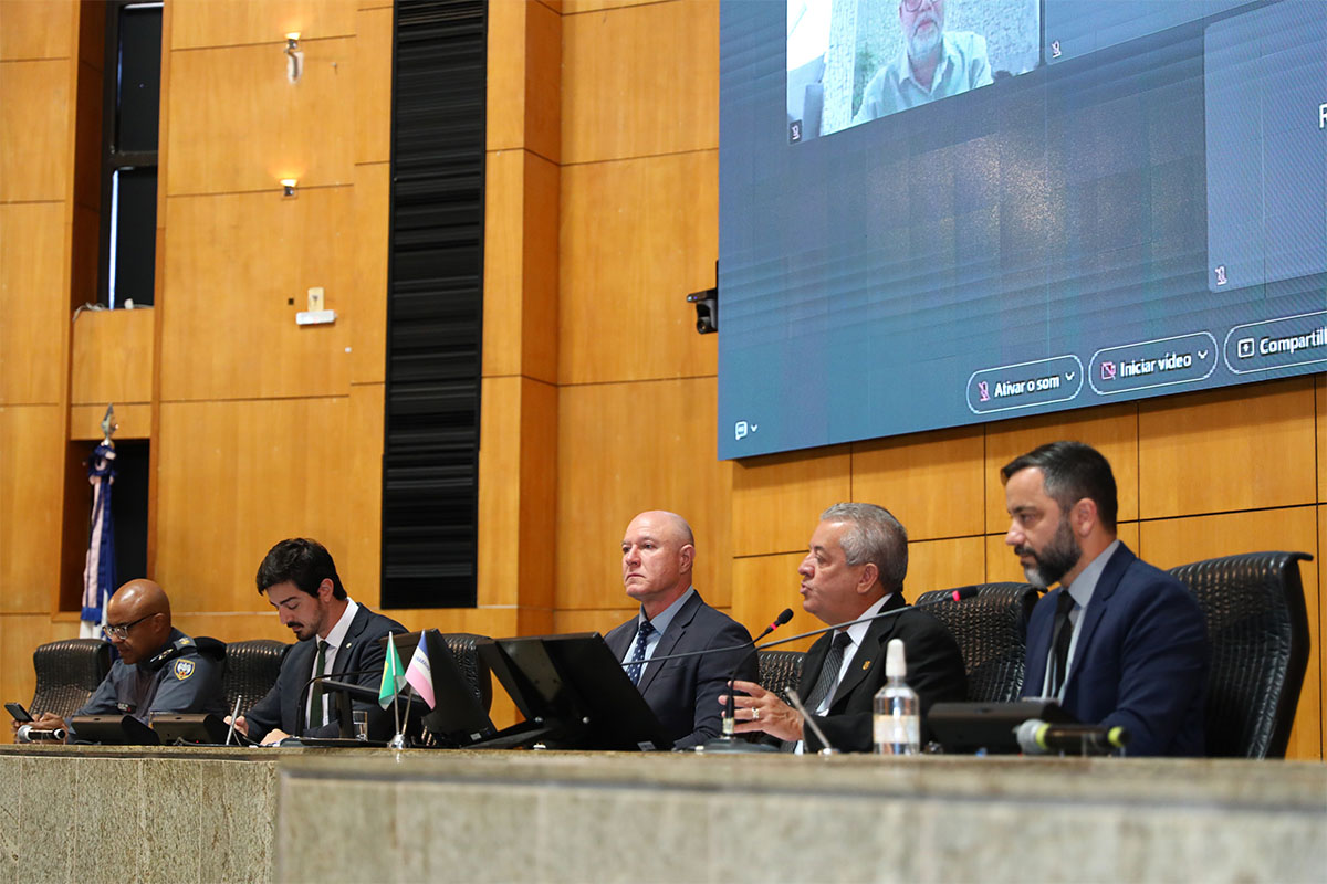 Redução da maioridade penal é tema de reunião da Comissão de Segurança