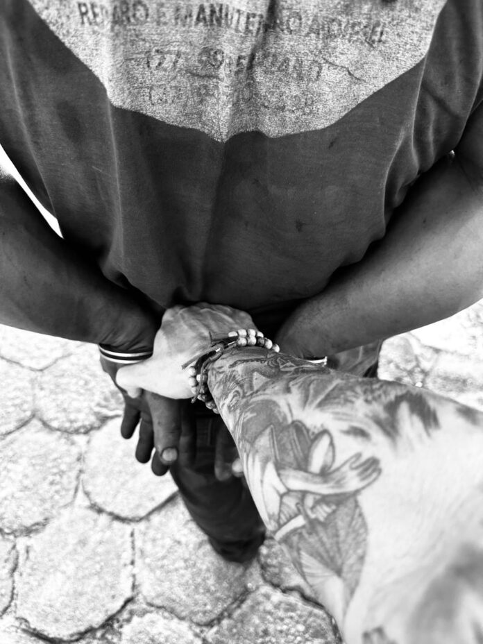 Homem é preso após perseguir, ameçar matar e descumprir medida protetiva contra ex-companheira em Pinheiros