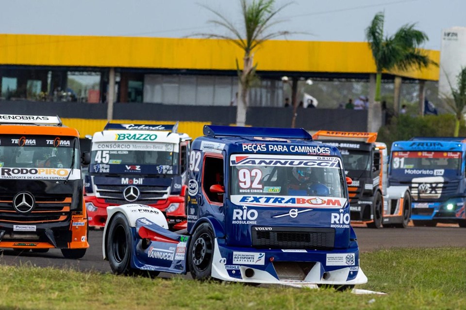 Hugo Cibien conquista pódio na Copa Truck após revisão técnica